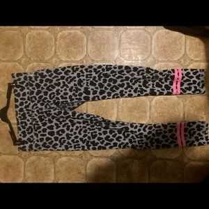VICTORIA SECRET LEGGINGS
